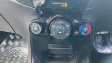 Ford Fiesta 1.25 82 Zetec 5dr Petrol Hatchback